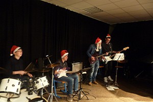Web 13-12-18 Weihnachtsfeier Band (11)